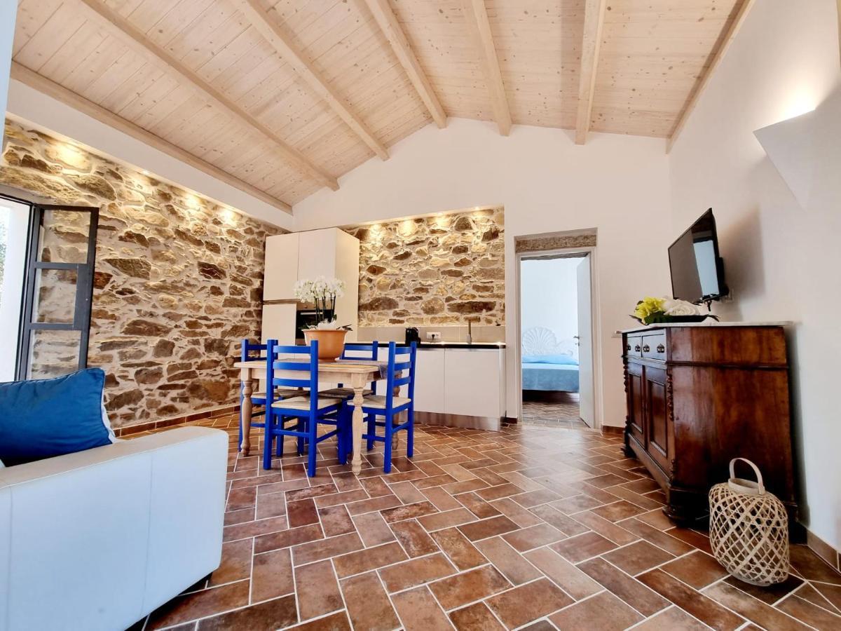 Stazzo San Teodoro La Quercia Piscina Condivisa Apartment Exterior photo
