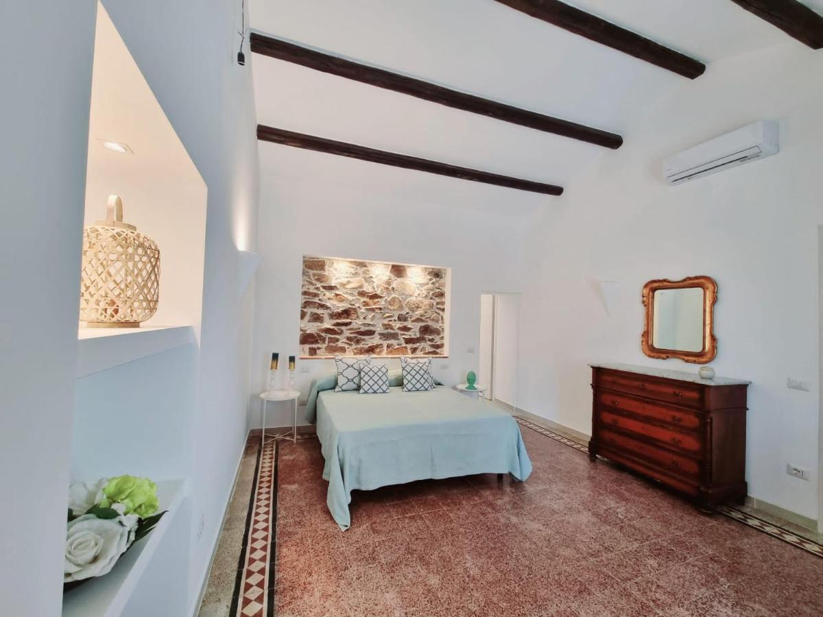 Stazzo San Teodoro La Quercia Piscina Condivisa Apartment Exterior photo