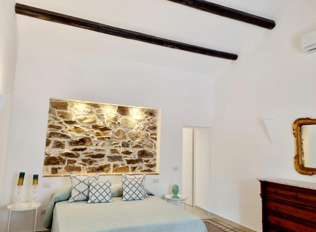 Stazzo San Teodoro La Quercia Piscina Condivisa Apartment Exterior photo