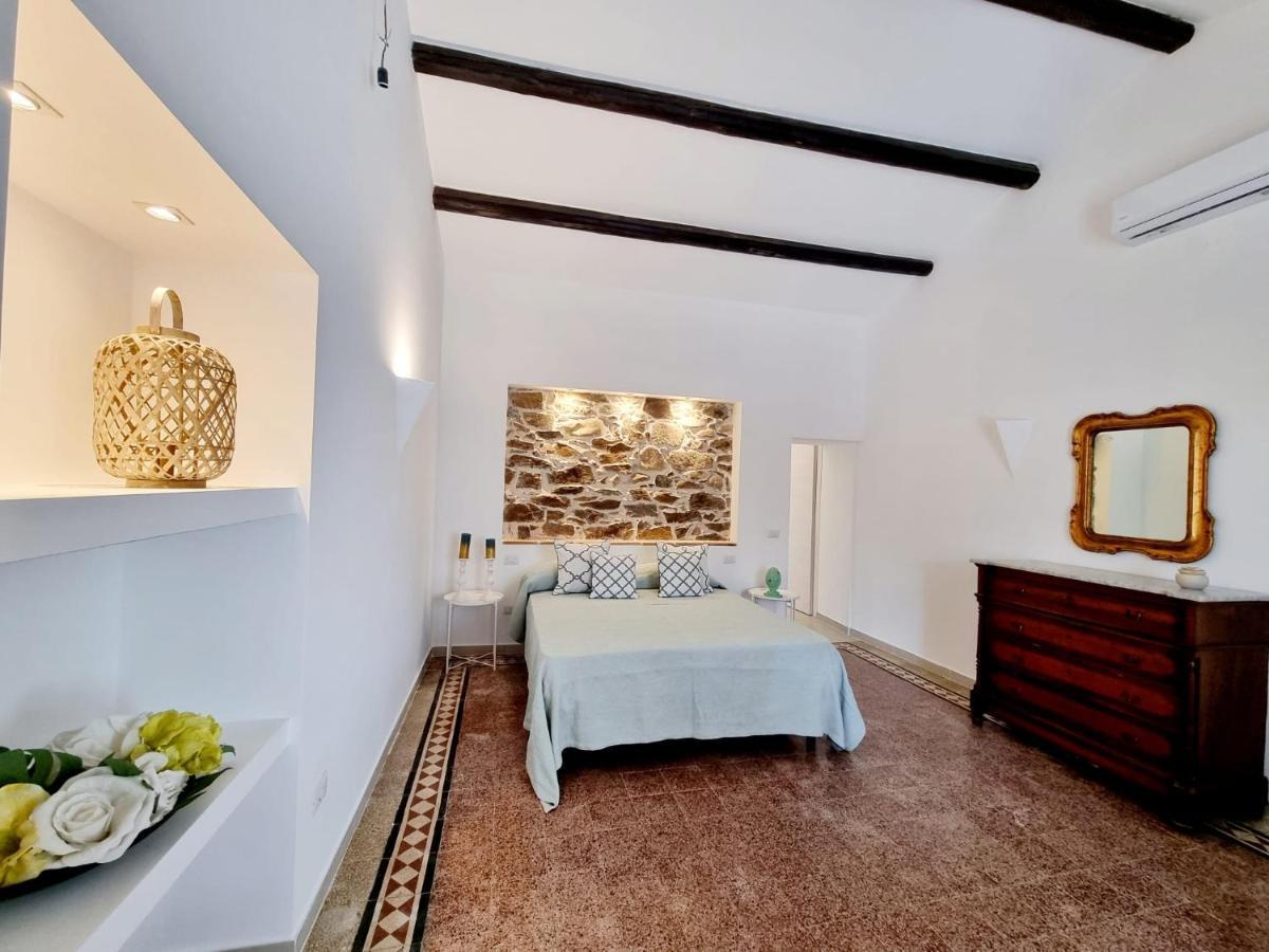 Stazzo San Teodoro La Quercia Piscina Condivisa Apartment Exterior photo